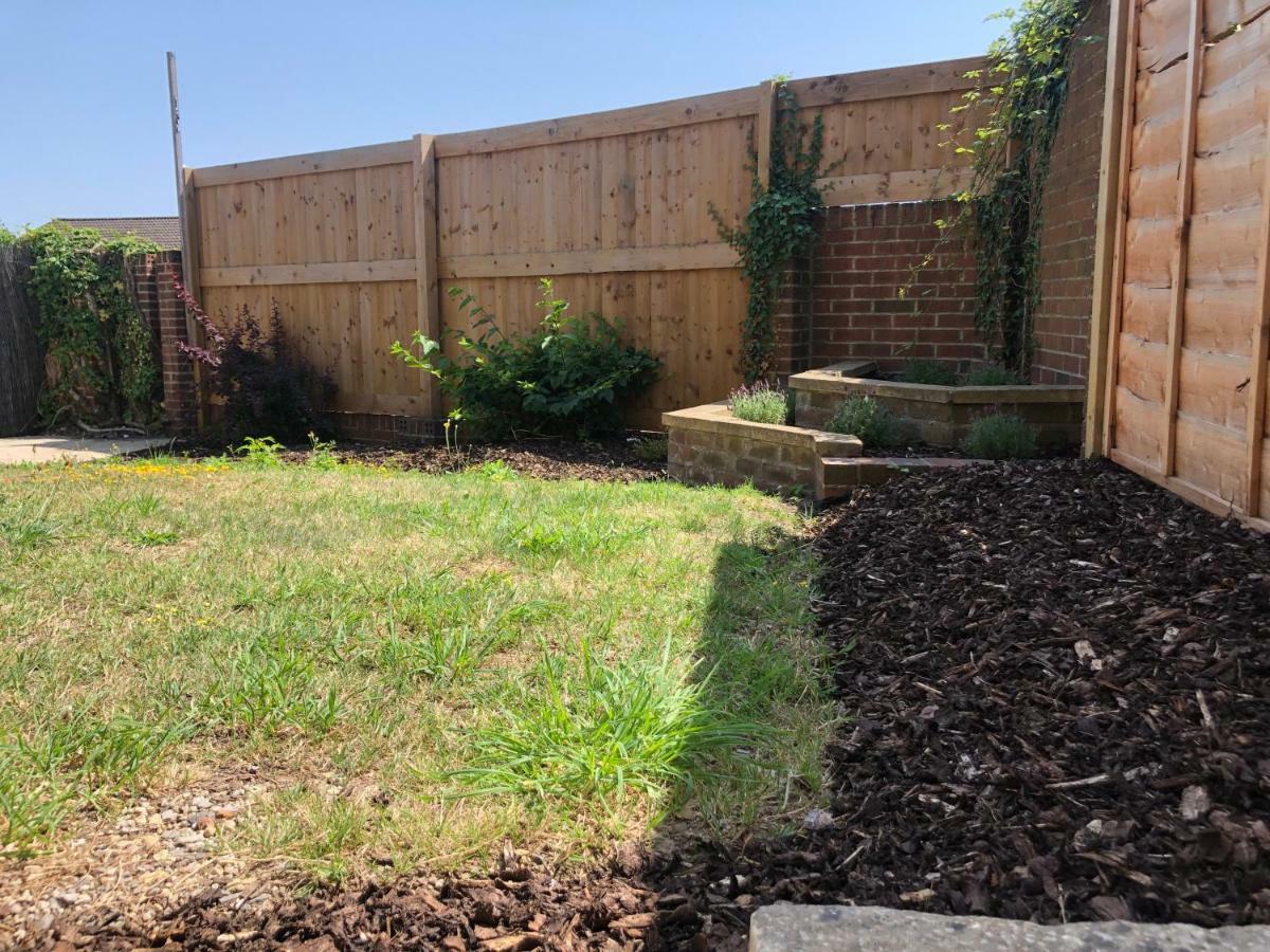 Home-From-Home - Self Catering Garden Apartment, Waterlooville Exterior foto